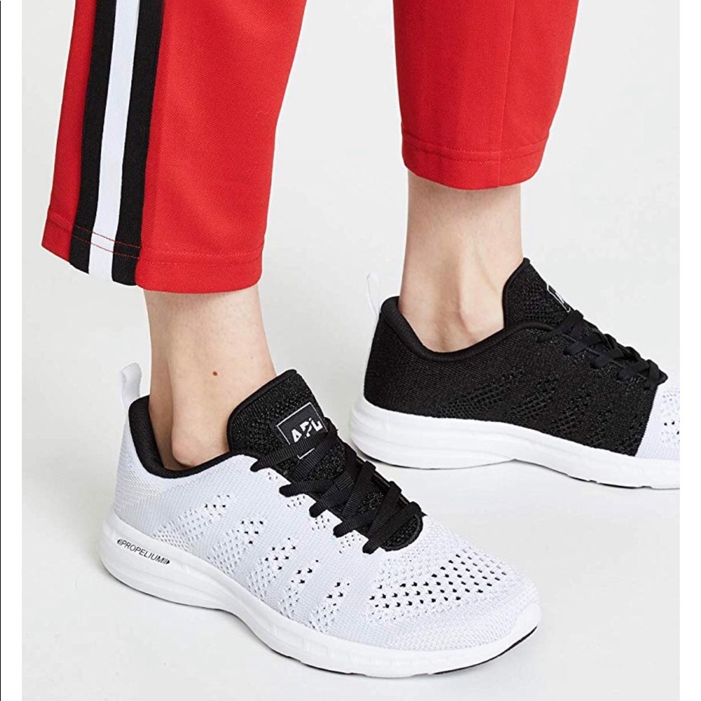 APL Techloom Pro Women’s 7